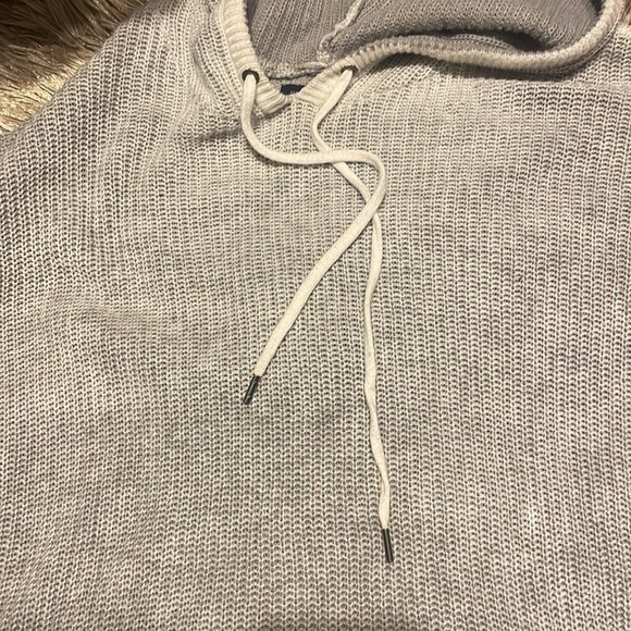 American Eagle Outfitters Hooded Sweater‎ - Picture 3 of 9